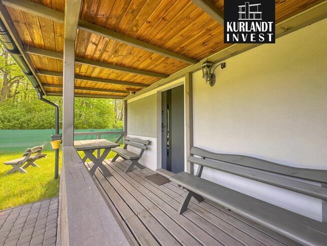 Dwa domy przy jeziorze