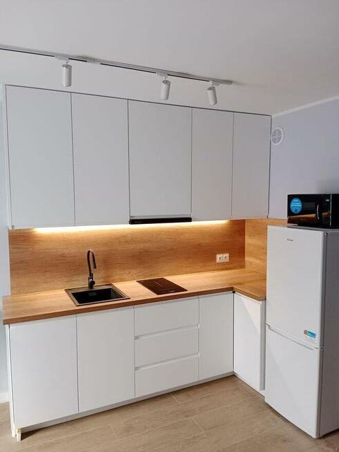 Prace wykończeniowe od malowania po glazurnictwo