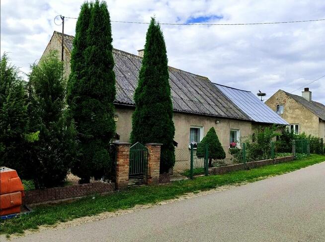 Dom w spokojnym, przyjaznym sąsiedztwie- Słonecznik