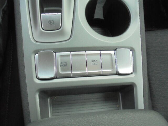 HYUNDAI Kona 136 Electrique GP686