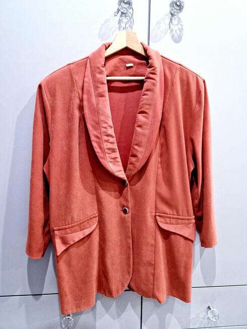 Damski żakiet w dużym rozmiarze (54)