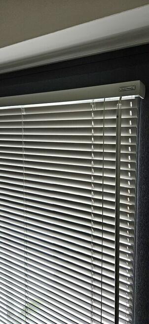 Żaluzje, rolety, plisy, moskitiery