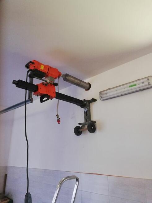 Wiercenie/cięcie w betonie. Przewierty. Frezowanie podłogowe