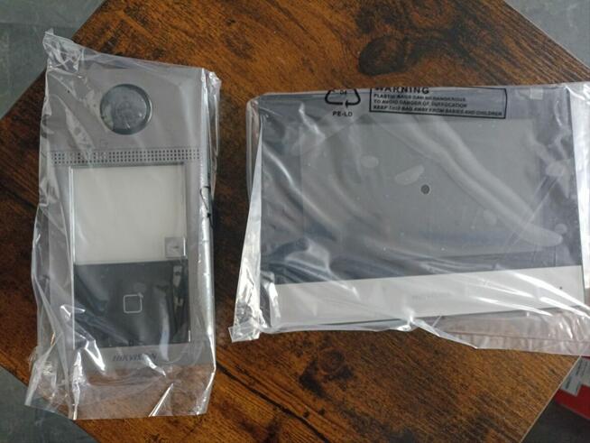 HIKVISION DS-KIS604-S(c) wideodomofon z ekranem dotykowym 7