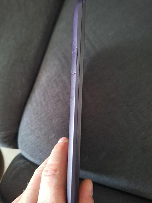 Sprzedam działający tablet Alcatel Onetouch za 100zł.