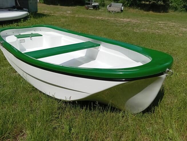 Łódka wędkarska , na ryby , turystyczna