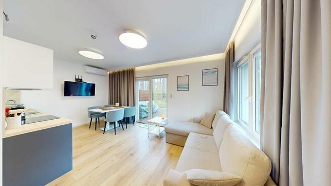 Dwupoziomowy apartament z ogródkiem nad Bałtykiem!