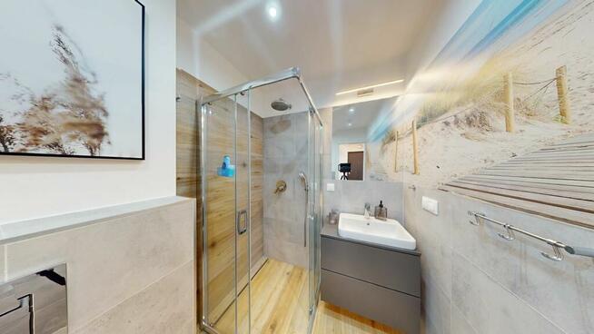 Dwupoziomowy apartament z ogródkiem nad Bałtykiem!