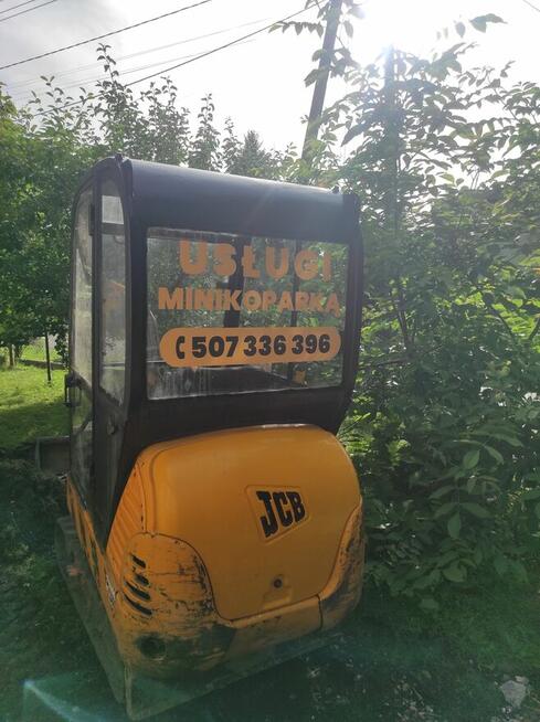 Usługi minikoparką