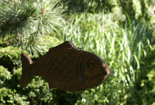 Ryby, dekoracyja zawieszana na drzewo. Drewniana ozdoba ogro