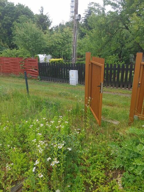 Atrakcyjna Dzialka rod