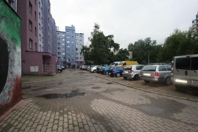 Pokój (12 met) okolice Siemieńskiego WINDA (Wrocław)