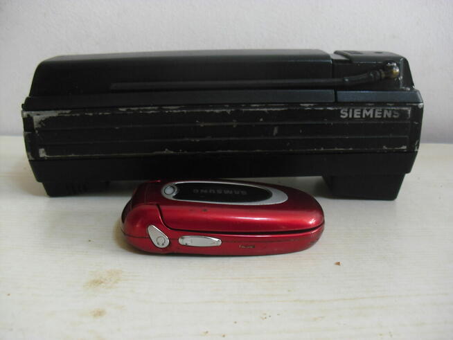 Telefon komórkowy SIEMENS NT 910-04-1985r.- 90dkg - UNIKAT !