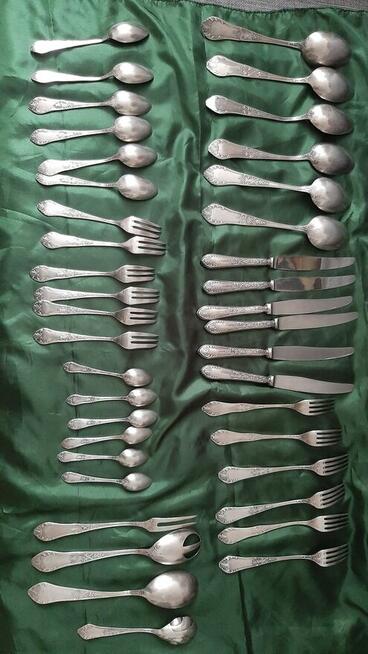 Platery , sztućce 40szt komplet