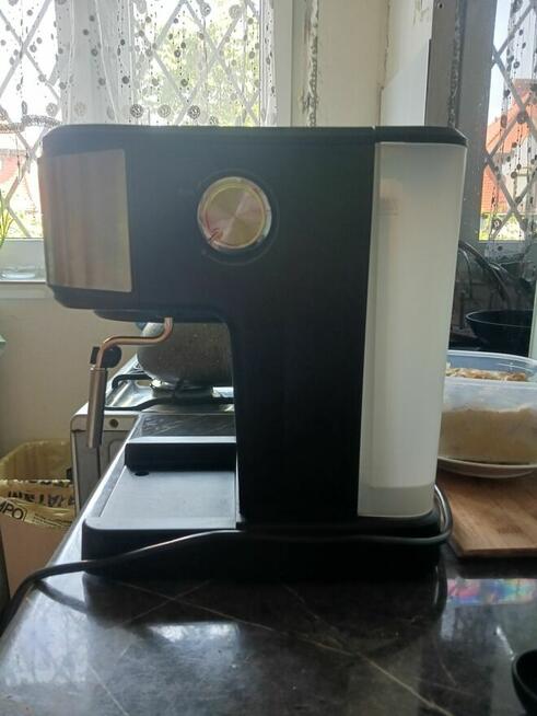 Sprzedam ekspres ciśnieniowy