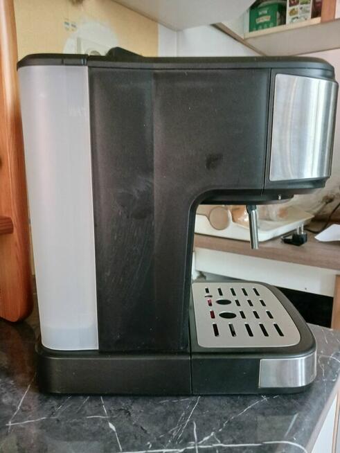 Sprzedam ekspres ciśnieniowy