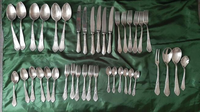 Platery , sztućce 40szt komplet