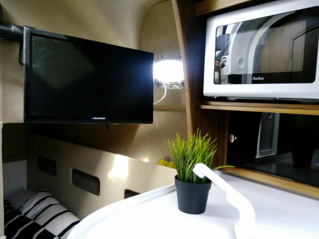 Czarter wynajem jacht motorowy motorówka Coral 690 Gdynia So