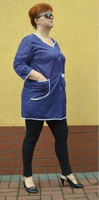 Fartuchy stylonowe zakładane przez głowę. Rates Producent