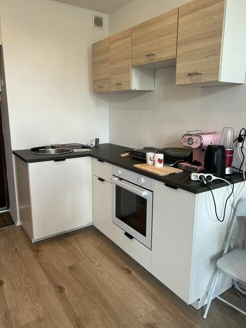 wynajem za odstępne 35 tys.lub udział w budynku 120 tys.