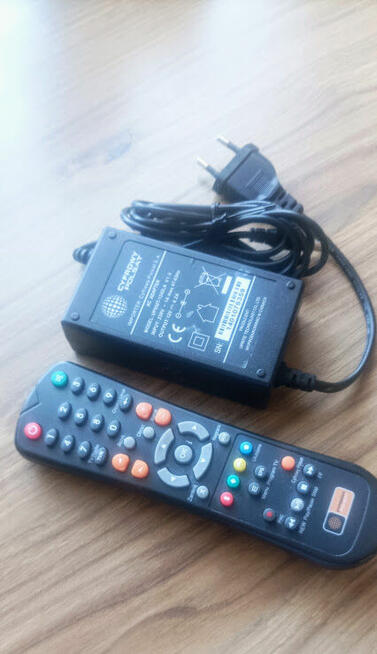 Nowy zasilacz i pilot do Polsatu