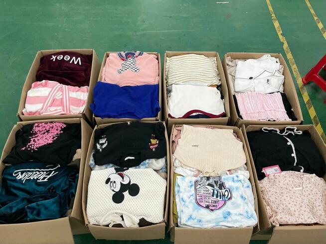 Hurt Odzież używana Sortowana Anglia Dania filmówki