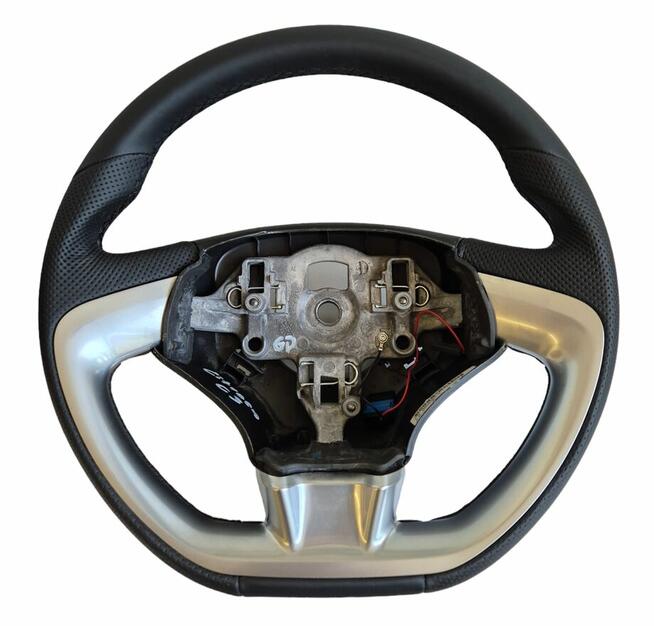 Kier Center - obszywanie kierownic, modyfikacja owalu