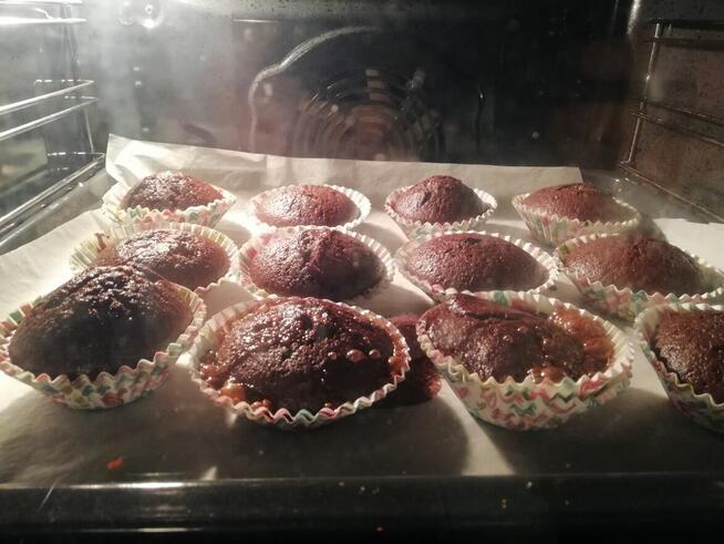 Upiekę ciasta domowe z dowozem