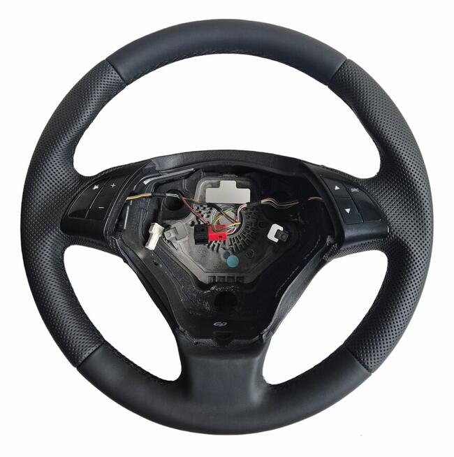 Kier Center - obszywanie kierownic, modyfikacja owalu