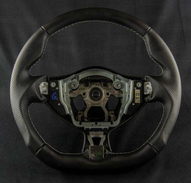 Kier Center - obszywanie kierownic, modyfikacja owalu