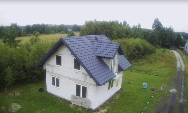 Dom 8 km od granic Kielc z pompom ciepłą