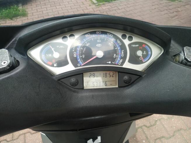 Skuter Yamaha 125 2006 xmax