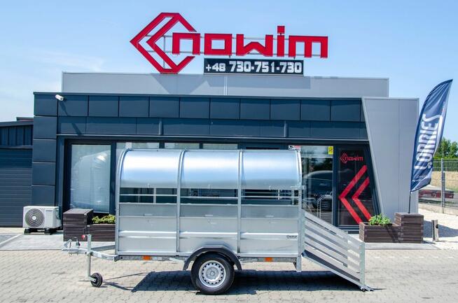 Przyczepa do przewozu żywych zwierząt kóz cieląt świń owiec