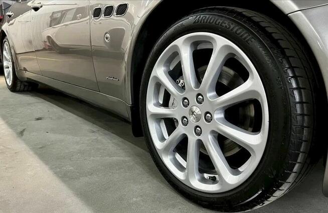 Wyjątkowe Maserati Quattroporte V w nienagannym stanie-IGŁA