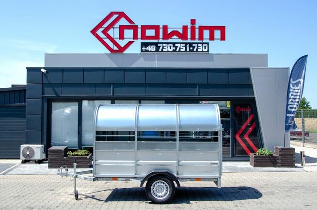 Przyczepa do przewozu żywych zwierząt kóz cieląt świń owiec