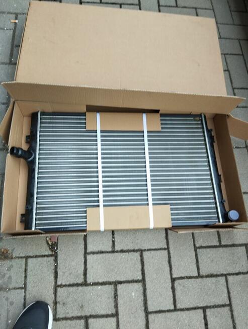 chłodnica audi a 3 2.0 poj