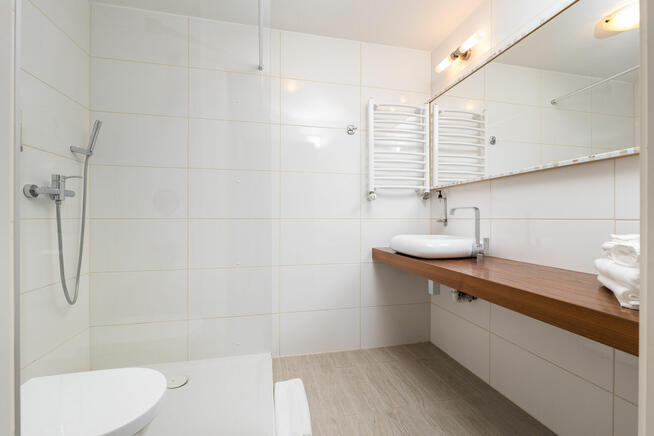 Czarna Góra Resort- studio z miejscem postojowym !