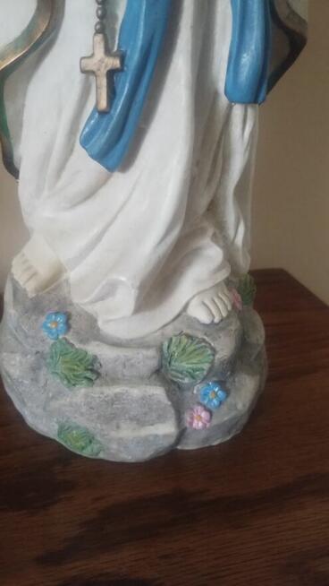Piękna stara figura Marki Boskiej