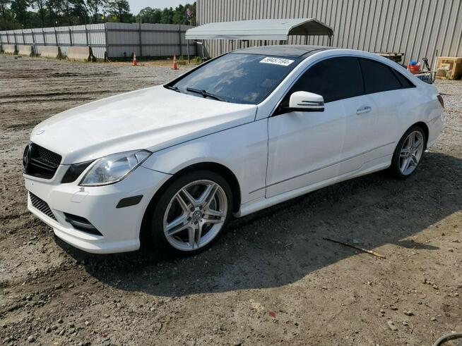 MERCEDES-BENZ E 550