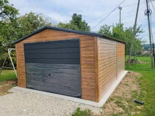 Blaszaki, garaże, garaż blaszany