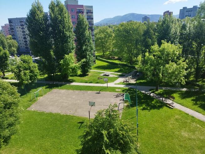 BEZPOŚREDNIO-Kawalerka z balkonem Bielsko-Biała os.Karpackie