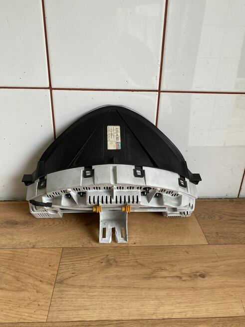 Licznik mercedes vaneo