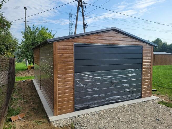 Blaszaki, garaże, garaż blaszany