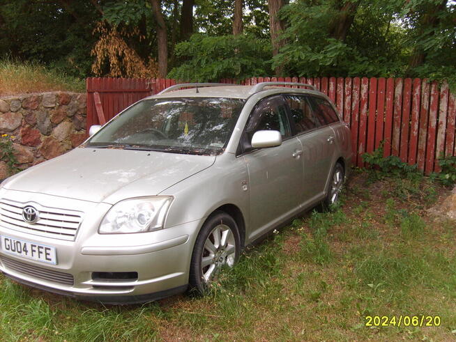 Toyota avensis anglik