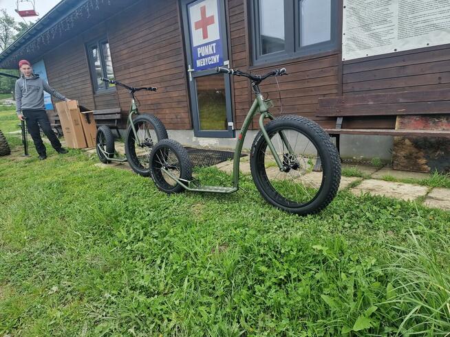 HULAJNOGA KOSTKA MONSTER MAX DOG