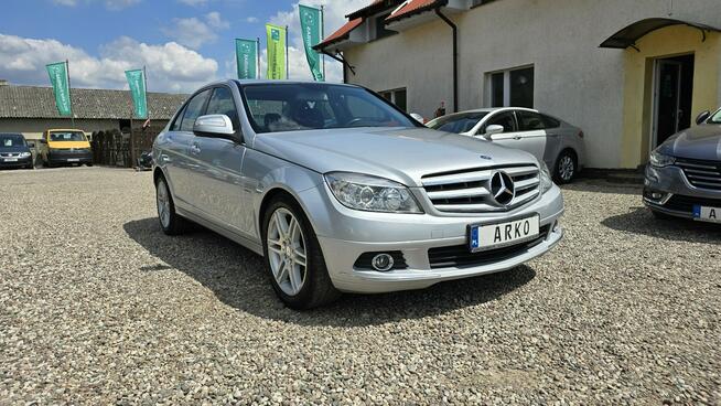 Mercedes C 320 skóry, navi, kamera