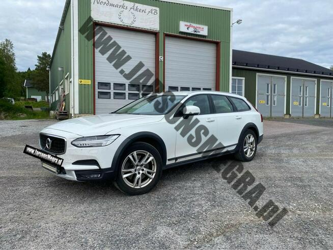 Volvo V90 Cross Country