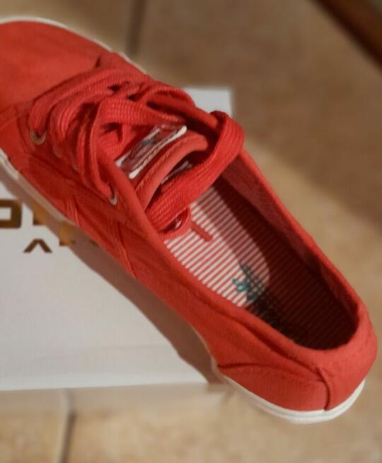 Niskie trampki czerwone Diverse roz38