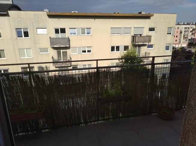 wynajmę 2-pokojowe mieszkanie w Luboniu