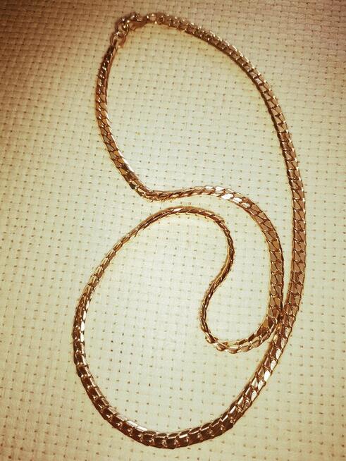 Pozłacany łańcuszek i bransoletka w serduszka